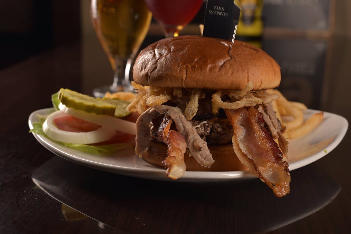 <strong>Family-Friendly Dining in Bradley</strong>